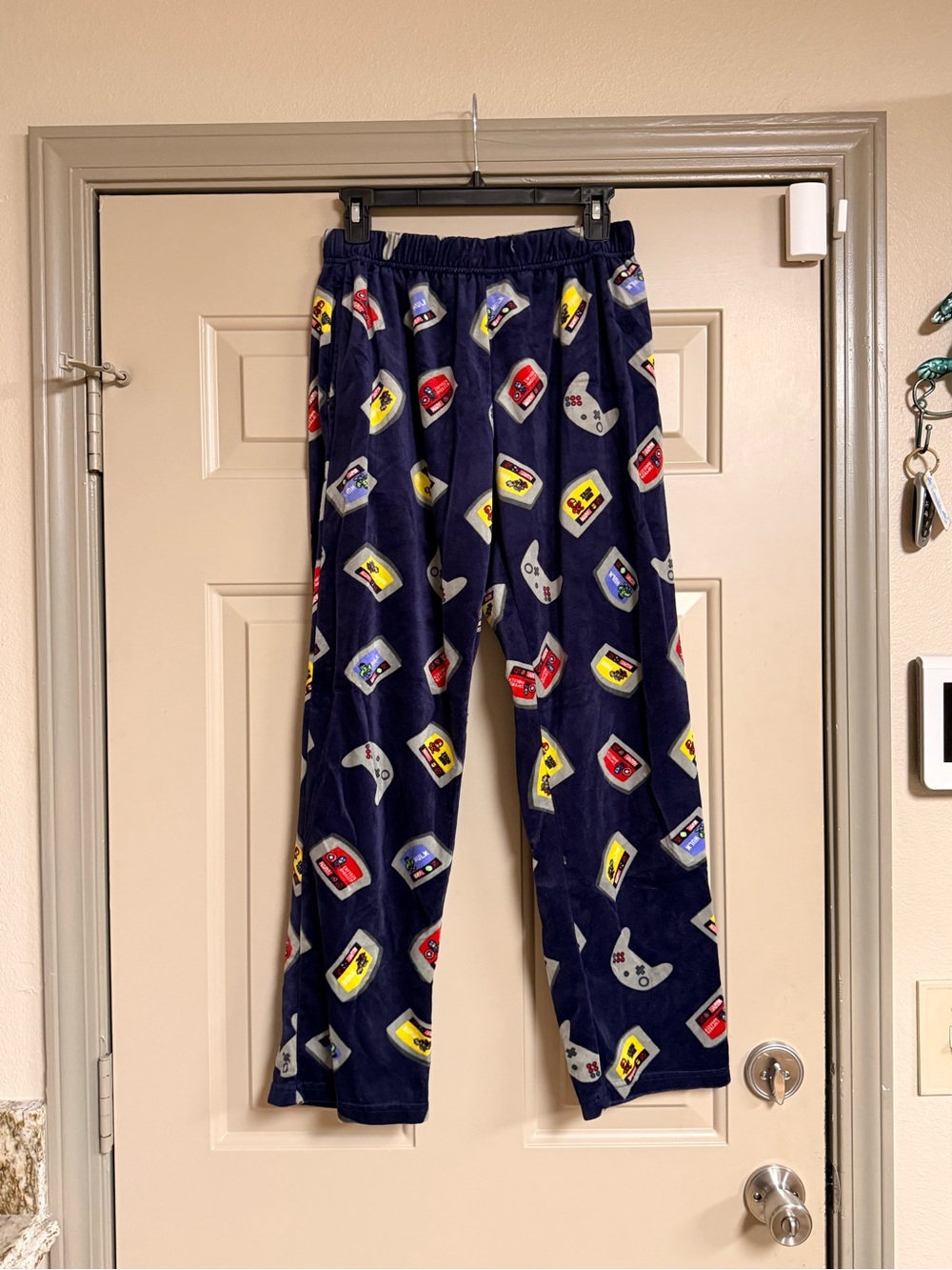Aeropostale Men’s Size Small Marvel Multicolored Video Game Themed Pajama Pants